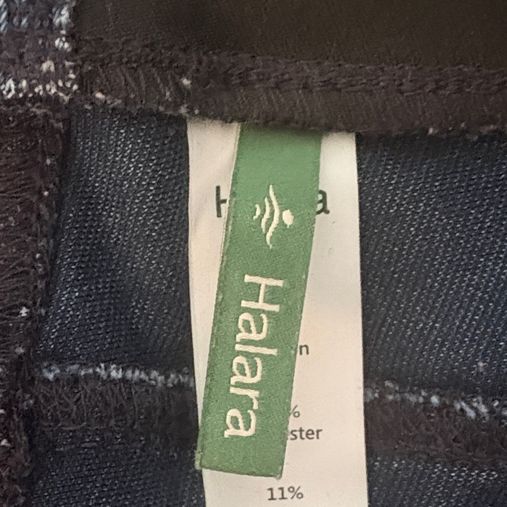 HALARA Blue High-Rise Jeggings — Slim Stretch Denim Look - Picture 2 of 5
